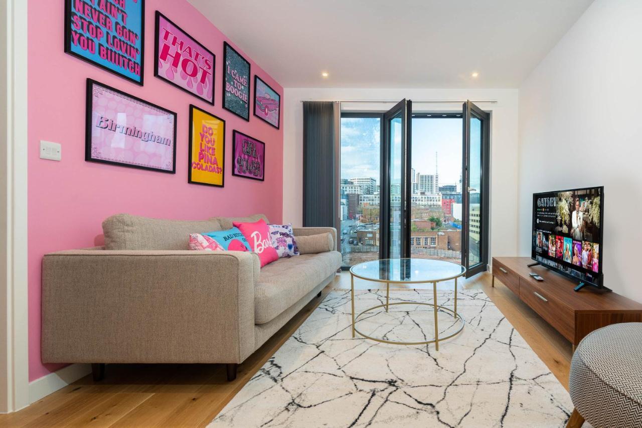 Maevela Apartments ☆ Pink Luxury Apartment With Balcony - Birmingham City Centre - 5 Min Walk From Bullring, Cube, Mailbox, New Street Station - Free Netflix & Wifi Buitenkant foto